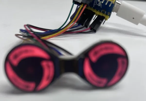ESP32 交替眼睛示例中的样式 2