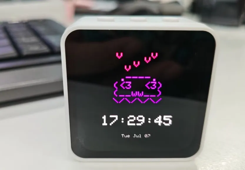 claude-desktop-buddy